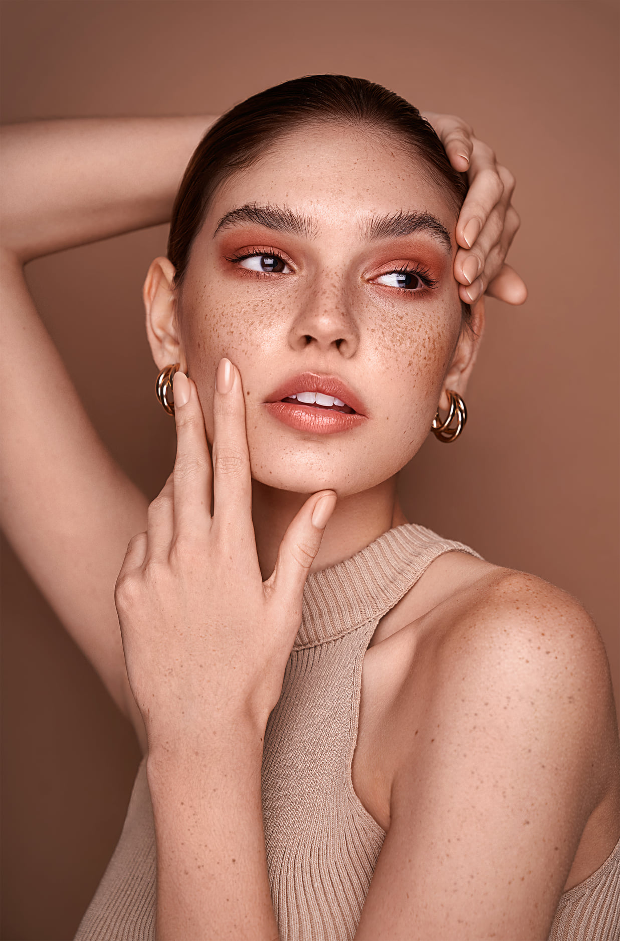 Brendha-Portrait-LED-1-©-Mario-Dirks